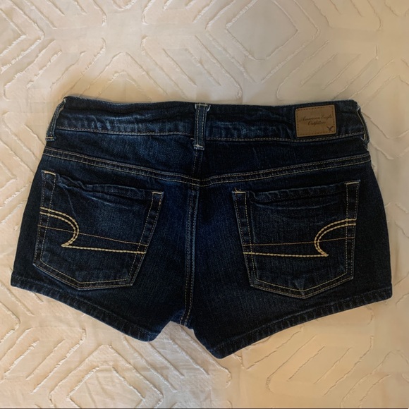 American Eagle dark wash jean shorts - Picture 2 of 3